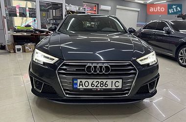 Седан Audi A4 2019 в Ужгороде
