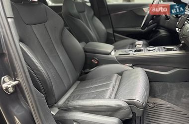 Седан Audi A4 2019 в Ужгороде