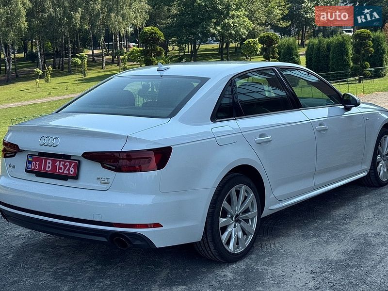 Седан Audi A4 2018 в Хмельницком