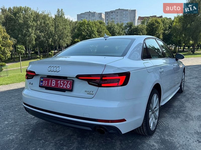Седан Audi A4 2018 в Хмельницком