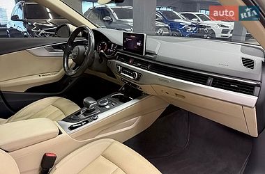 Седан Audi A4 2016 в Харкові