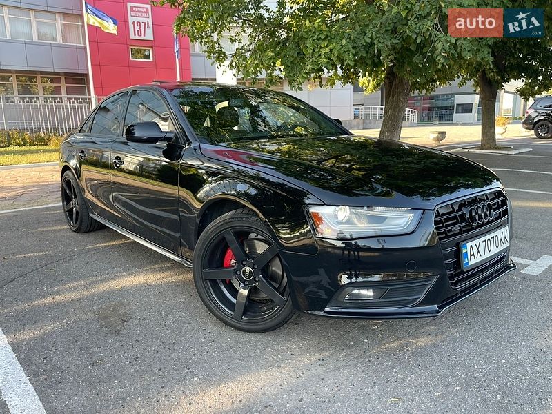 Седан Audi A4 2013 в Харкові
