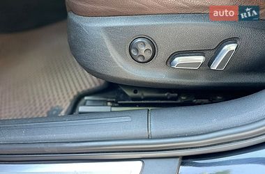 Седан Audi A4 2013 в Харкові