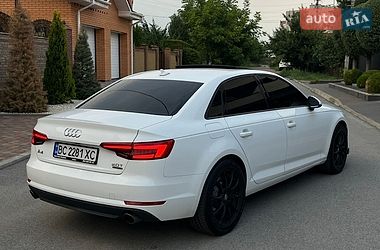 Седан Audi A4 2016 в Чернигове
