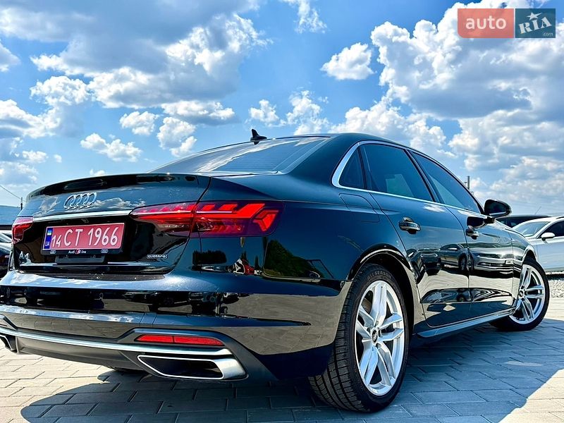 Седан Audi A4 2022 в Трускавце