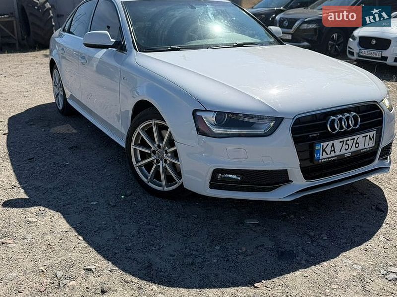 Седан Audi A4 2015 в Киеве