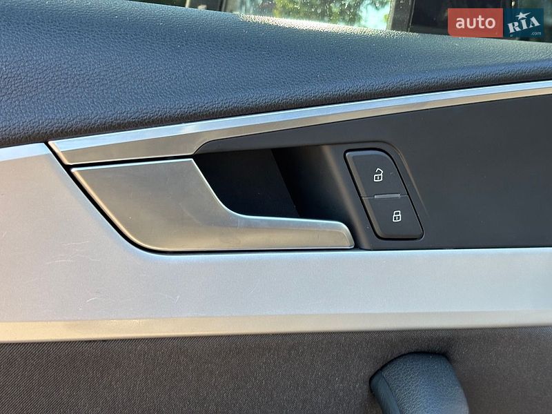 Універсал Audi A4 2017 в Києві фото 10 Універсал Audi A4 2017 в Києві