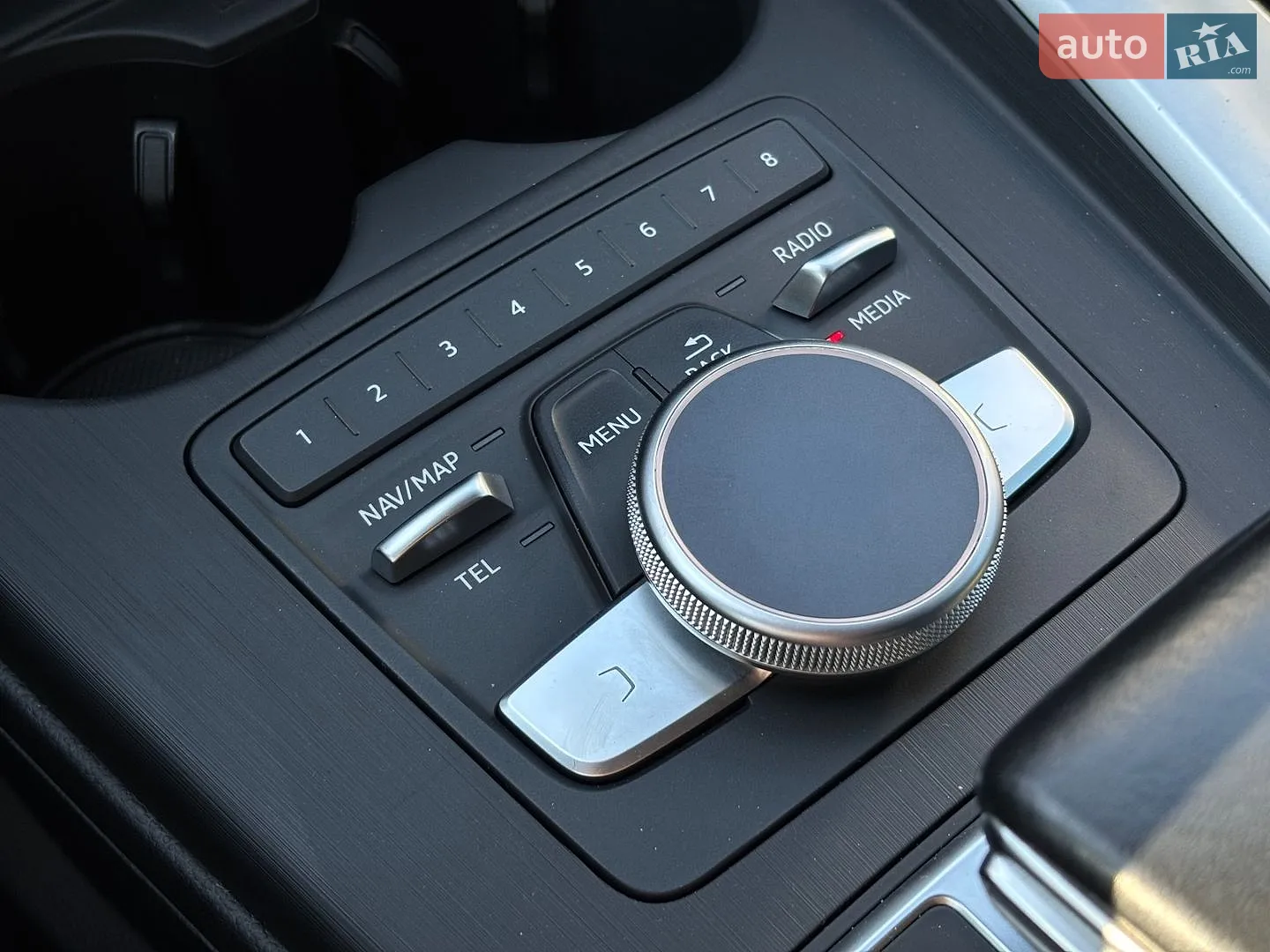 2017 Audi A4 - мініатюра 27