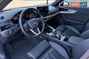 Седан Audi A4 2023 в Дніпрі