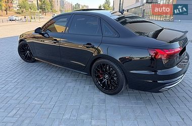 Седан Audi A4 2023 в Дніпрі