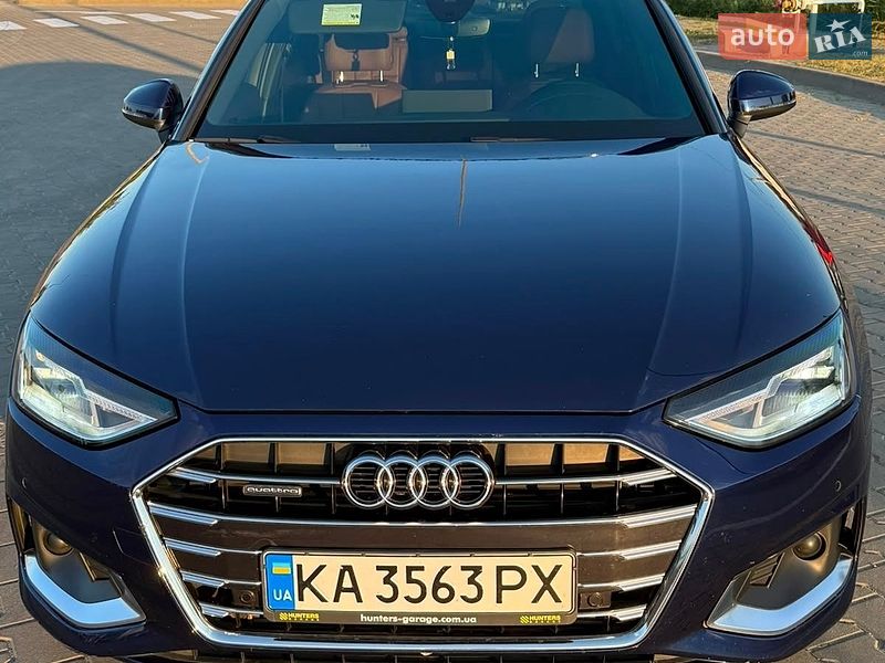 Седан Audi A4 2021 в Києві