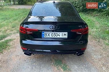 Седан Audi A4 2016 в Хмельницком