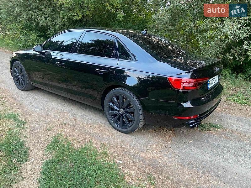 Седан Audi A4 2016 в Хмельницком