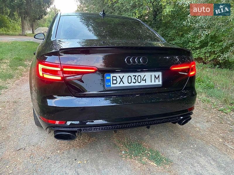 Седан Audi A4 2016 в Хмельницком