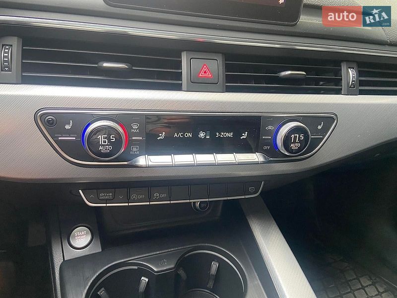 Седан Audi A4 2016 в Хмельницком