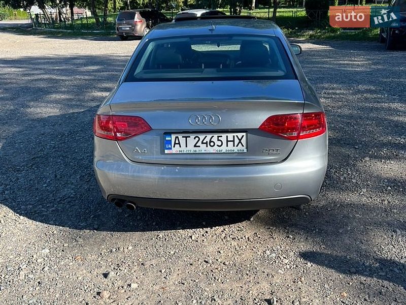 Седан Audi A4 2010 в Ивано-Франковске