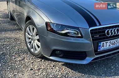 Седан Audi A4 2010 в Ивано-Франковске