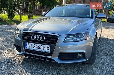 Седан Audi A4 2010 в Ивано-Франковске