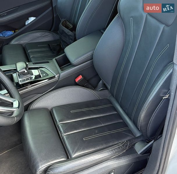 Седан Audi A4 2023 в Хмельницком
