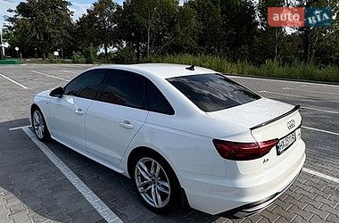 Седан Audi A4 2023 в Хмельницком