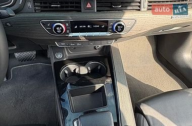 Седан Audi A4 2023 в Хмельницком