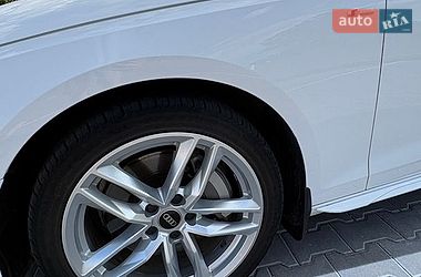 Седан Audi A4 2023 в Хмельницком