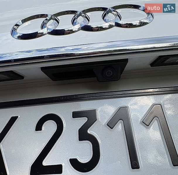 Седан Audi A4 2023 в Хмельницком