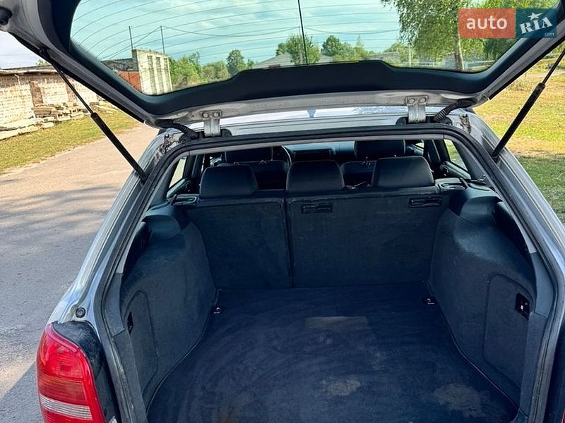 Універсал Audi A4 2000 в Степані