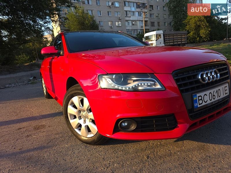 Седан Audi A4 2011 в Запорожье