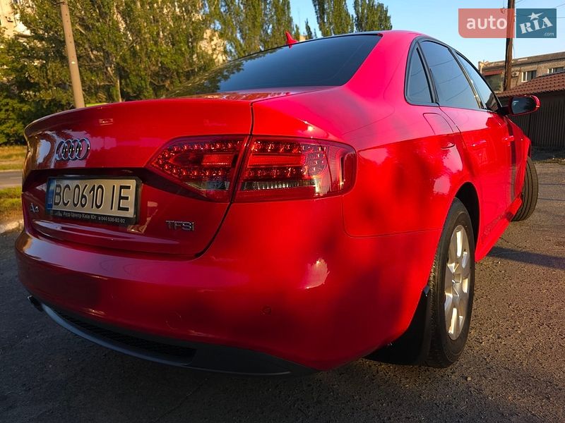 Седан Audi A4 2011 в Запорожье
