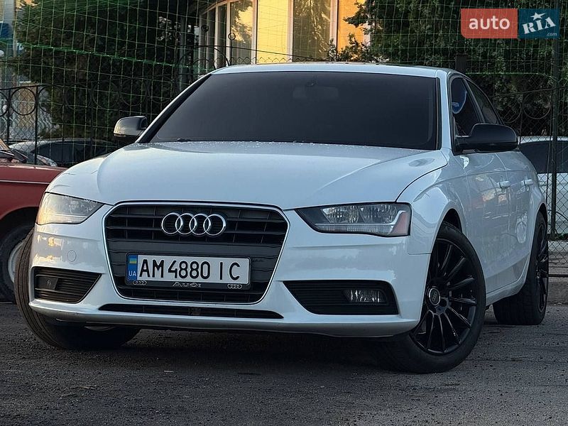 Седан Audi A4 2014 в Запорожье