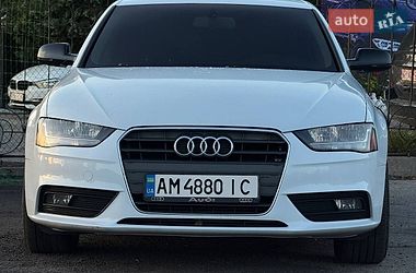 Седан Audi A4 2014 в Запорожье