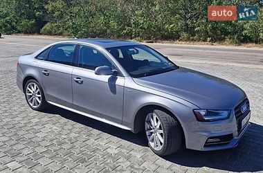 Седан Audi A4 2014 в Кропивницком