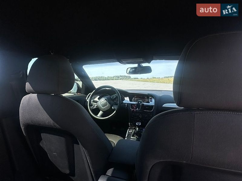 Седан Audi A4 2008 в Яготине