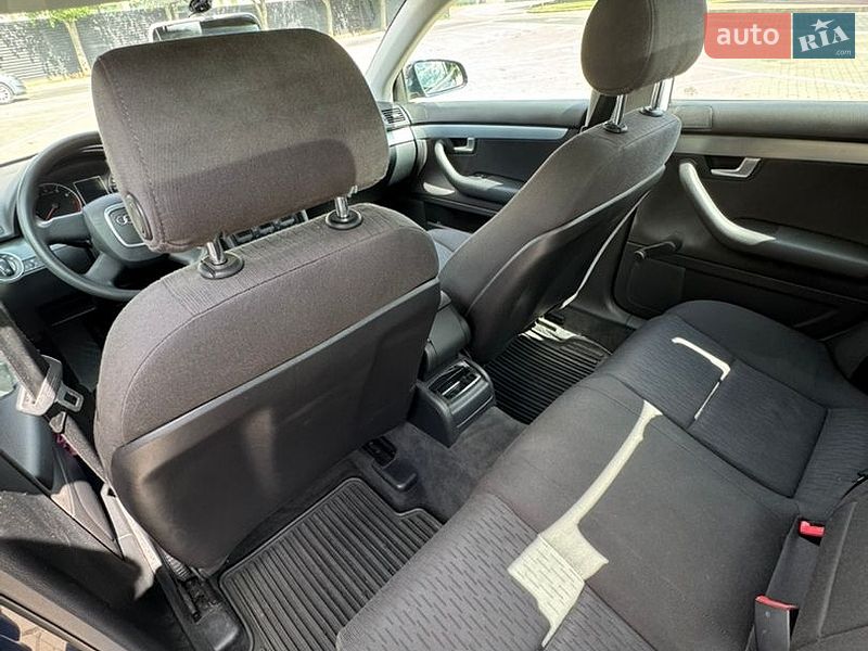 Седан Audi A4 2005 в Луцьку