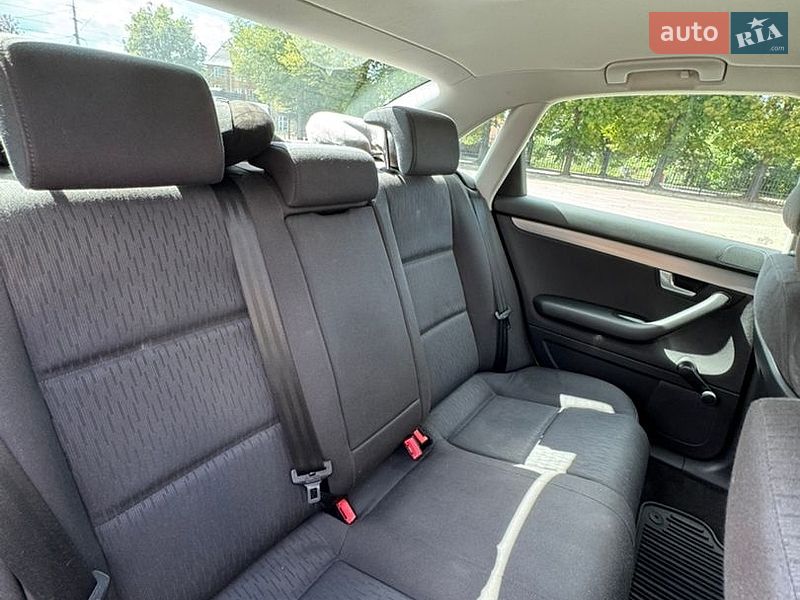 Седан Audi A4 2005 в Луцьку
