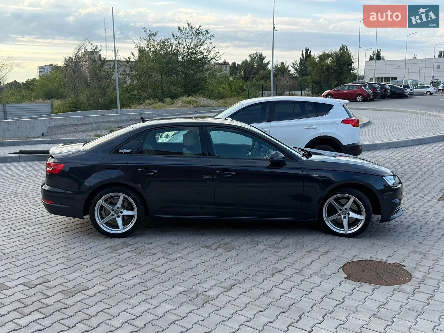 2016 Audi A4 - мініатюра 2