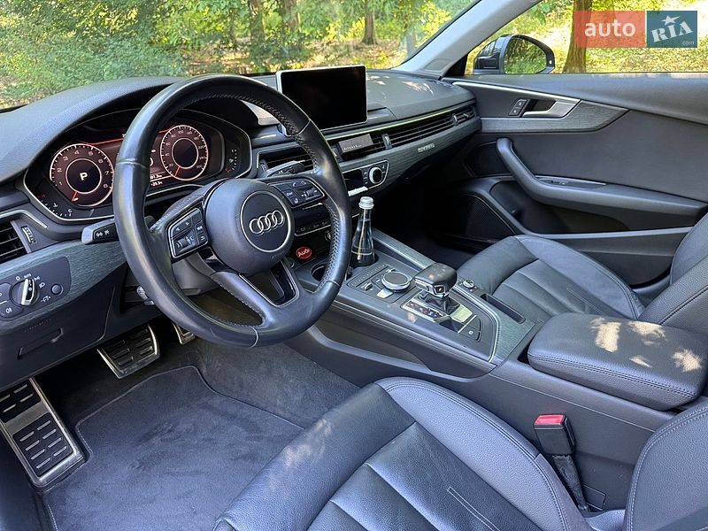 Седан Audi A4 2016 в Львове