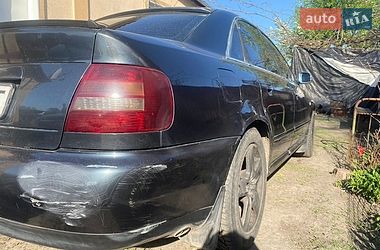 Седан Audi A4 1998 в Борисполе