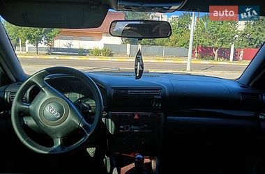 Седан Audi A4 2000 в Ірпені