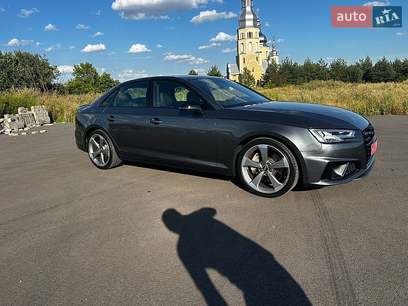 Audi A4 2018