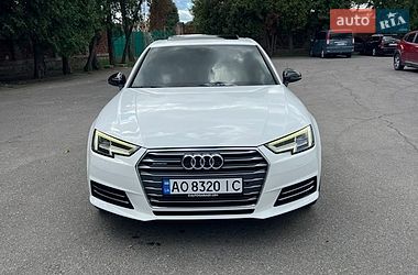 Седан Audi A4 2017 в Ужгороді