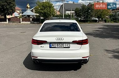 Седан Audi A4 2017 в Ужгороді