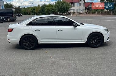 Седан Audi A4 2017 в Ужгороді