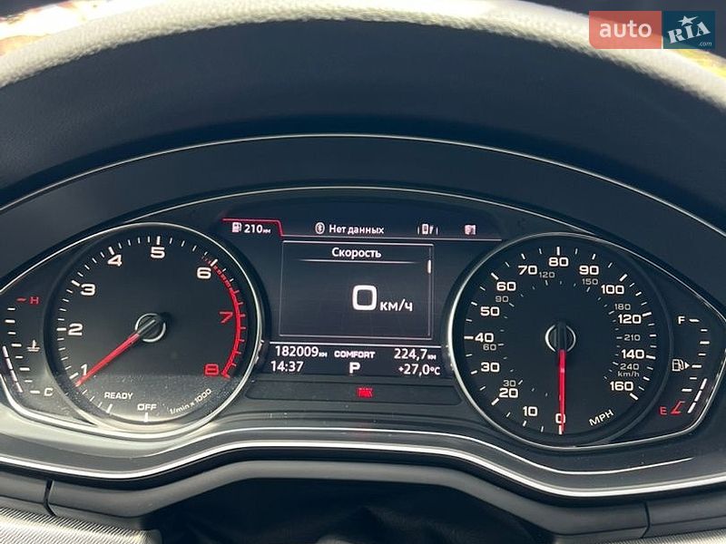 Седан Audi A4 2017 в Ужгороді