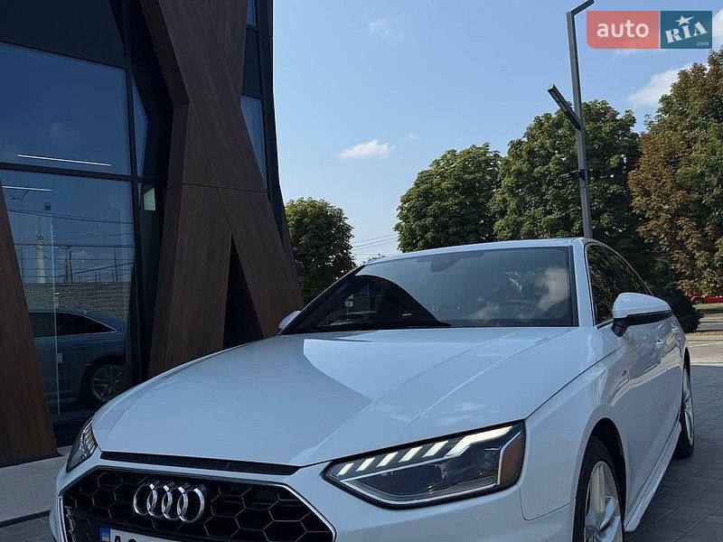 Седан Audi A4 2020 в Луцьку