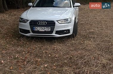 Седан Audi A4 2015 в Черкассах