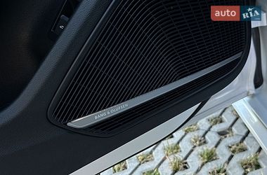 Седан Audi A4 2016 в Самборі