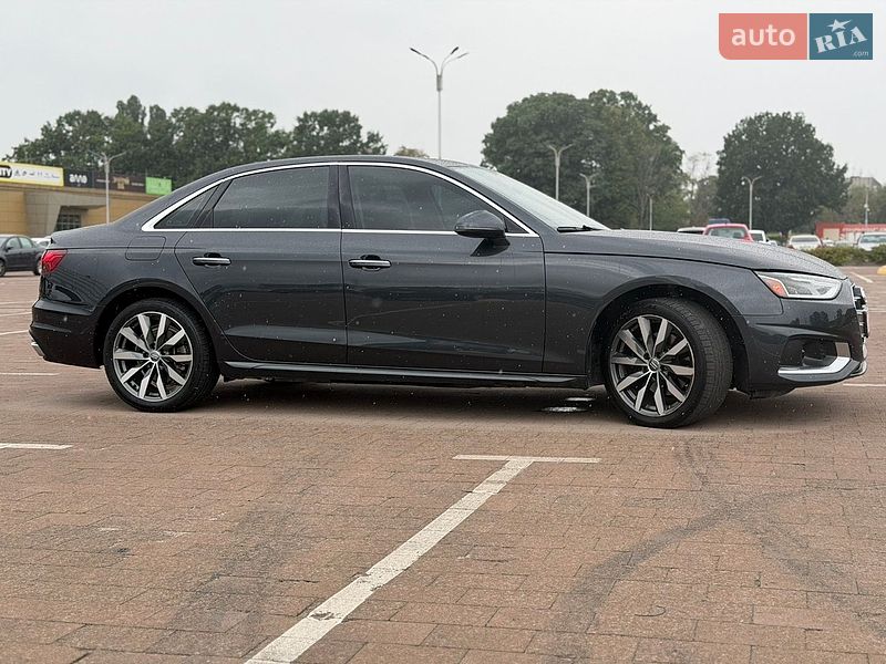 Седан Audi A4 2020 в Житомире