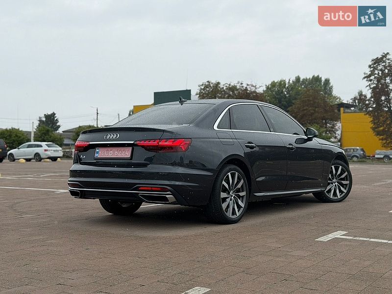 Седан Audi A4 2020 в Житомире